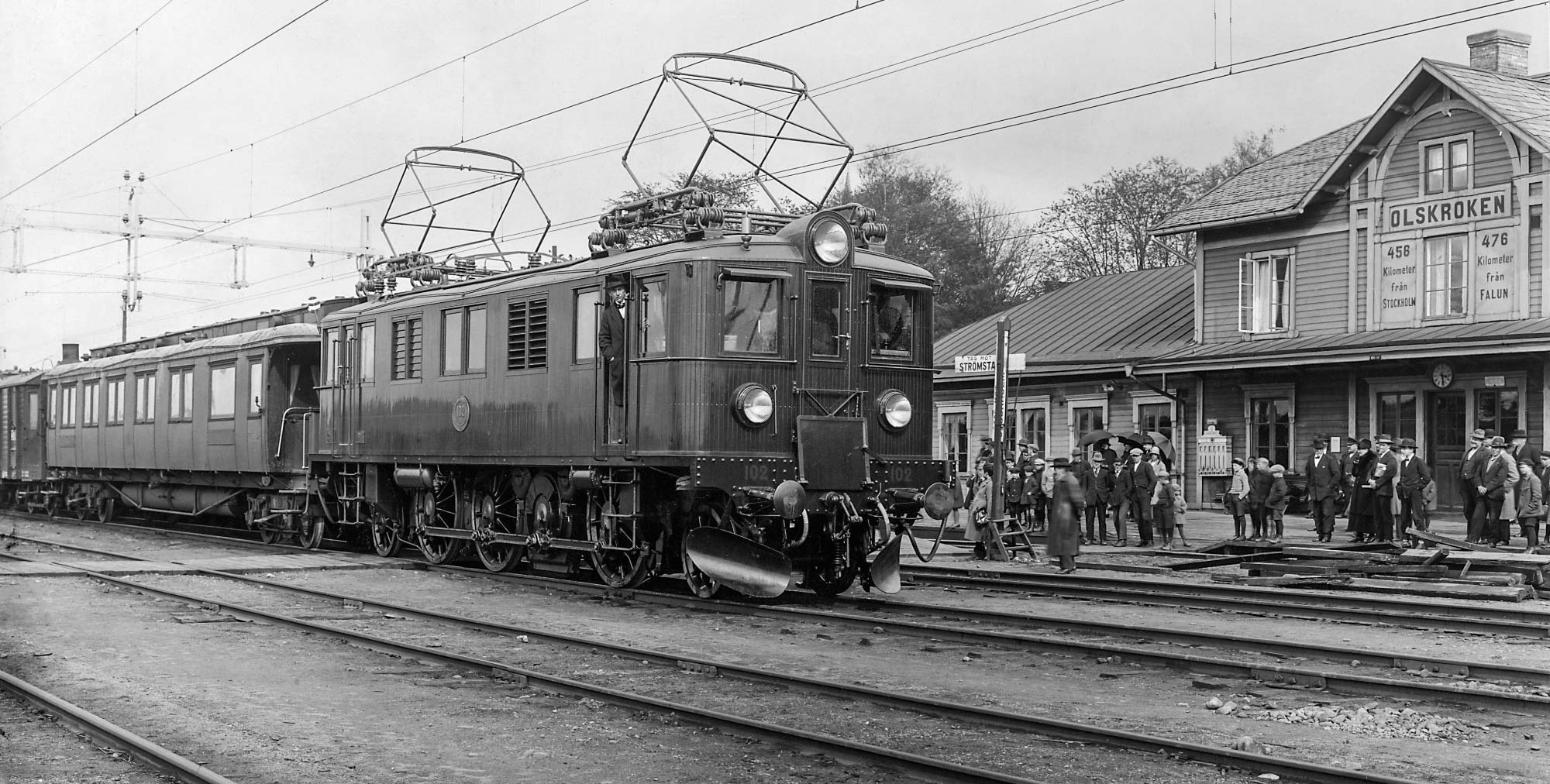 D-lok med invigningståg för elektrifieringen Stockholm-Göteborg 15 maj 1926