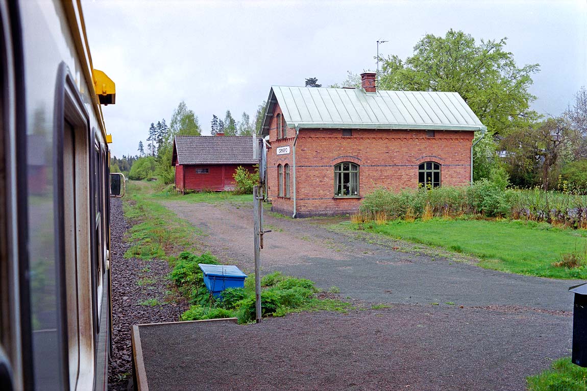 Bild: Stationshuset i Ormaryd 2004