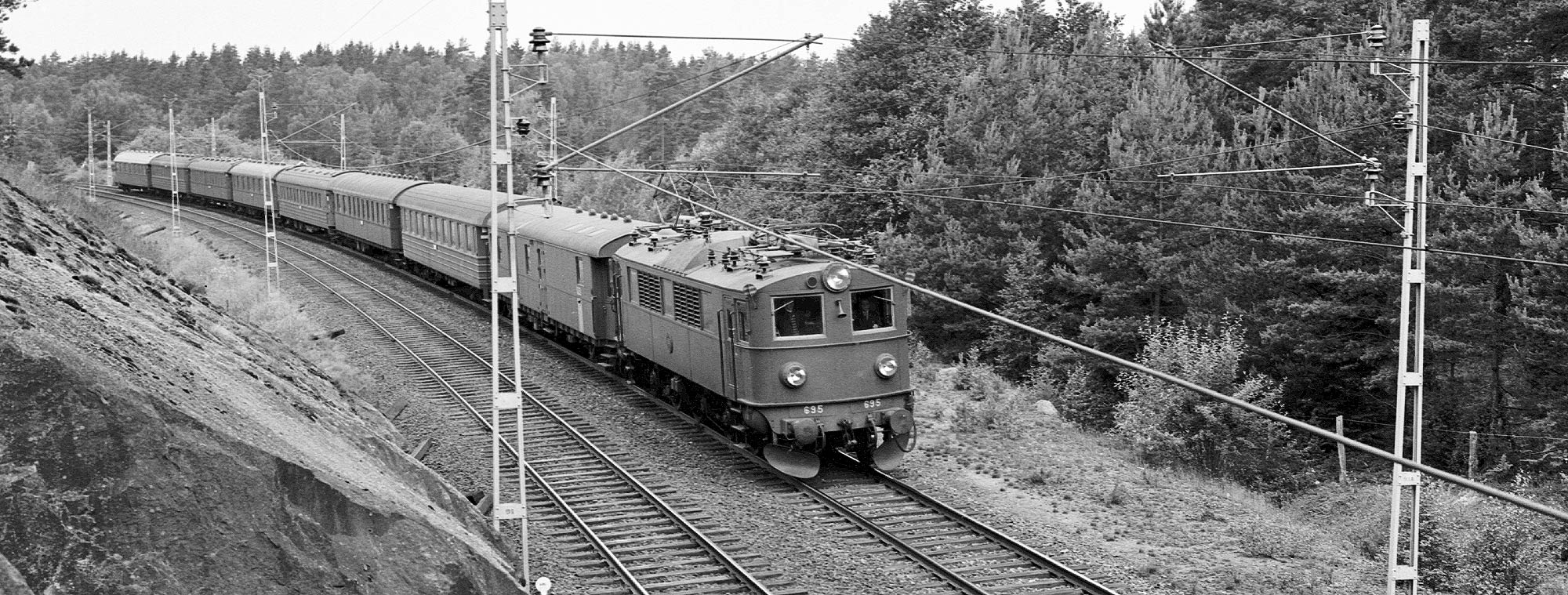 F 695 med persontåg 1963