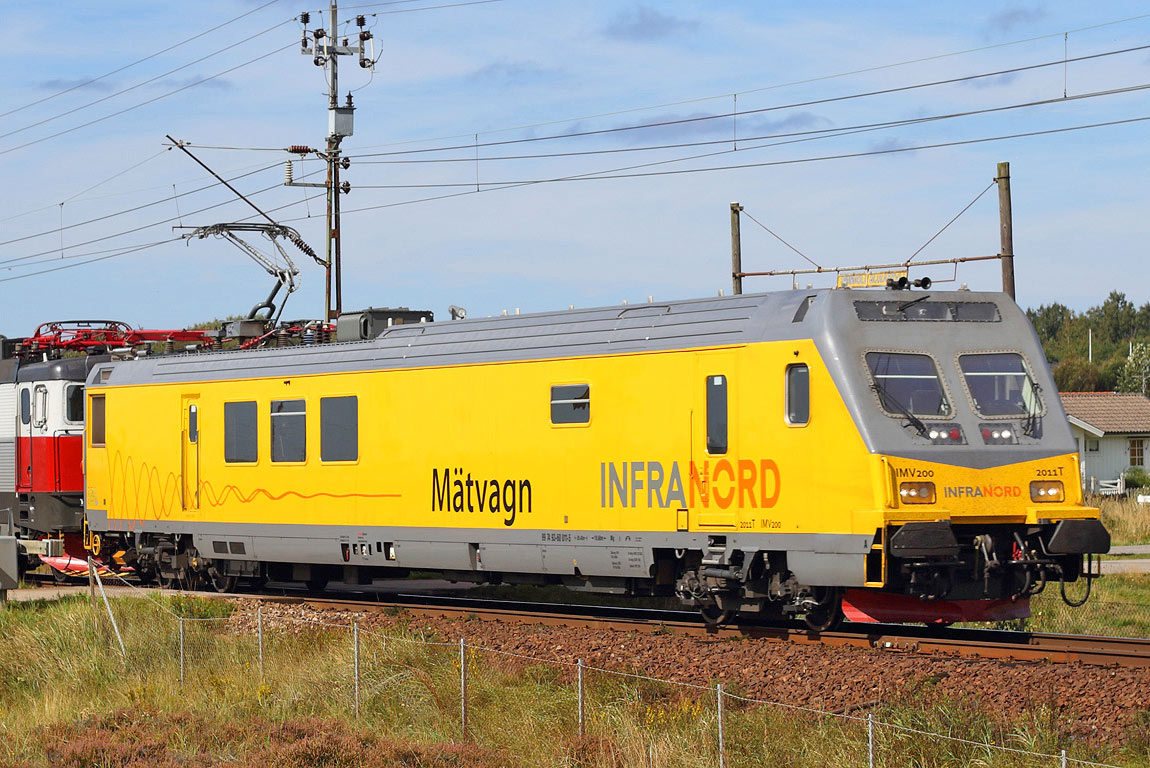 Bild: Infranords mätvagn IMV200 i Varberg 2014